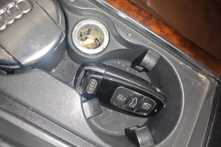Used Audi A8 2011 A8L W12 6.3 FSI quattro Vehicle Key