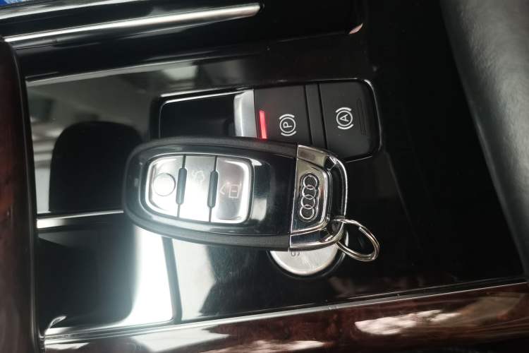 Used Audi A8 2011 A8L 3.0 TFSI quattro Luxury Edition (213kW) Vehicle Key
