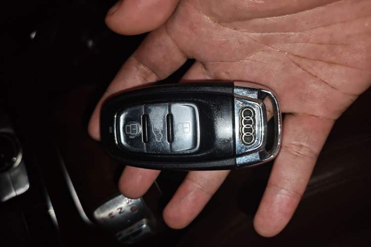 Used Audi A8 2011 A8L W12 6.3 FSI quattro Vehicle Key