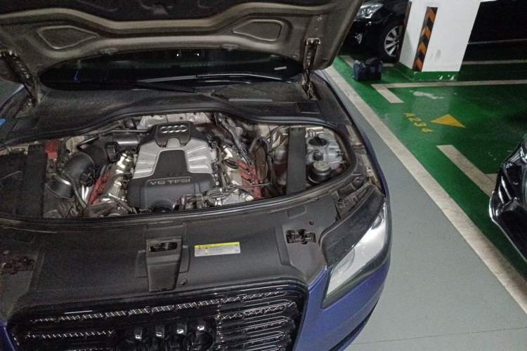 Used Audi A8 2011 A8L 3.0 TFSI quattro Luxury Edition (213kW) Engine Bay Left