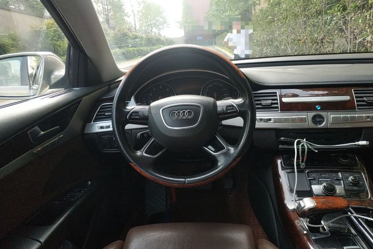 Used Audi A8 2011 A8L 3.0 TFSI quattro Comfort model (213kW) Steering Wheel