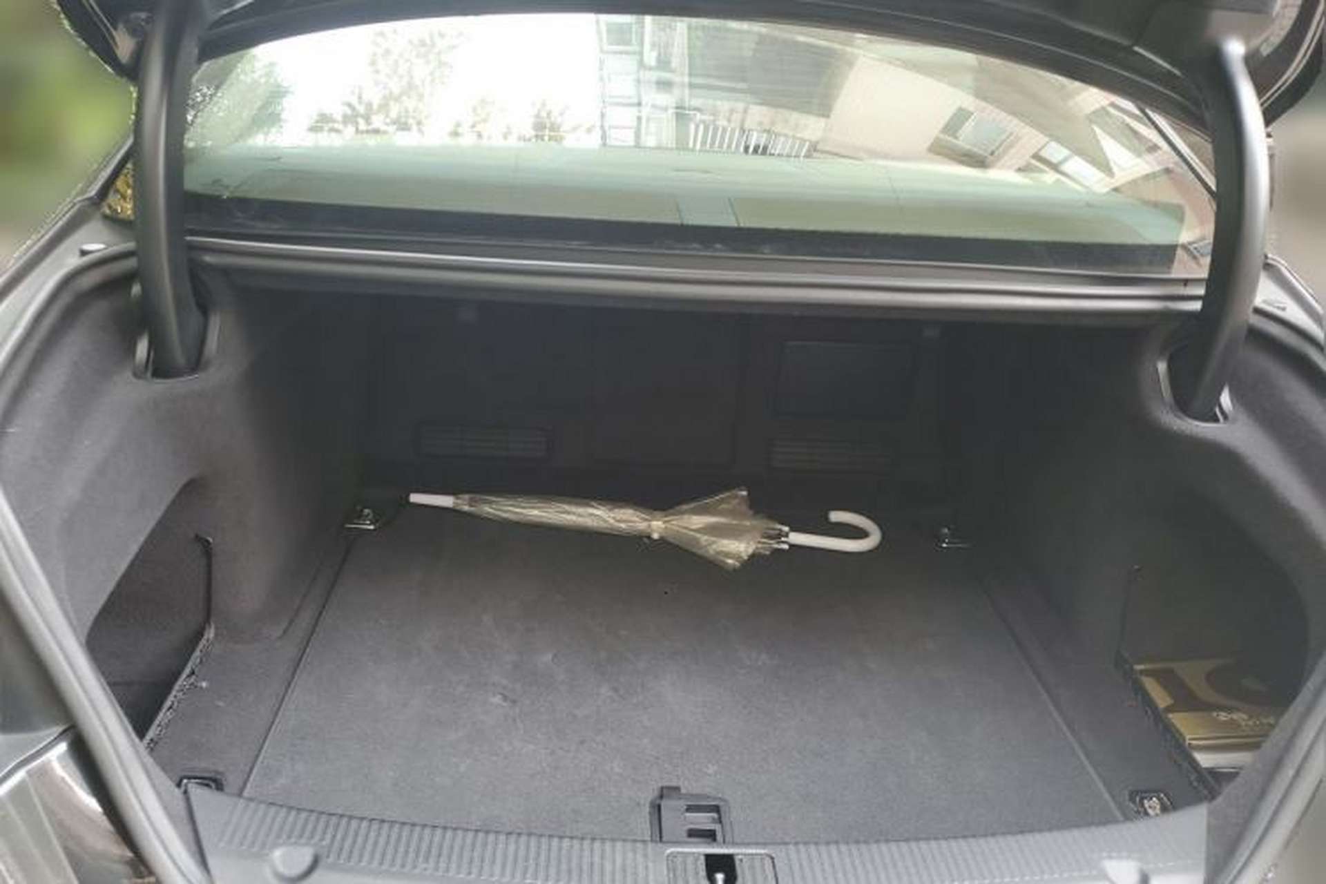 Used Audi A8 2011 A8L 3.0 TFSI quattro Comfort model (213kW) Trunk