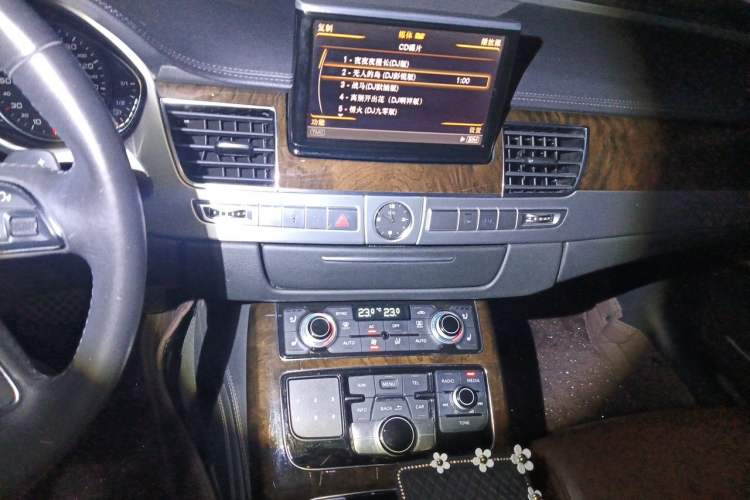 Used Audi A8 2011 A8L 3.0 TFSI quattro Luxury Edition (213kW) Audio And AC Panel