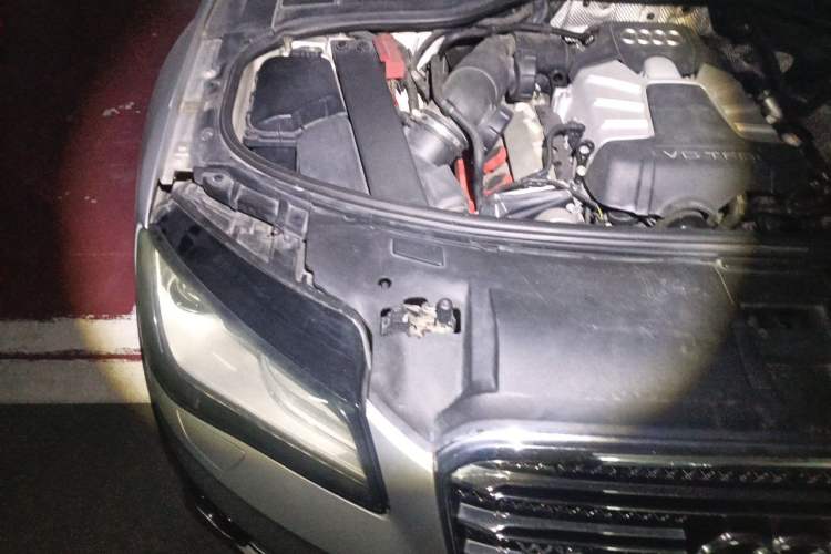 Used Audi A8 2011 A8L 3.0 TFSI quattro Luxury Edition (213kW) Engine Bay Right