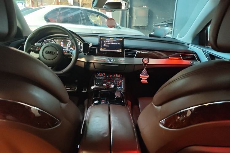 Used Audi A8 2011 A8L 3.0 TFSI quattro Luxury Edition (213kW) Center Console