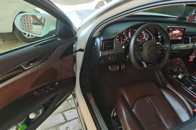 Used Audi A8 2011 A8L 3.0 TFSI quattro Luxury Edition (213kW) Driver Seat