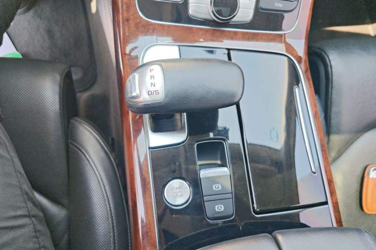 Used Audi A8 2011 A8L 3.0 TFSI quattro Luxury Edition (213kW) Gear Lever