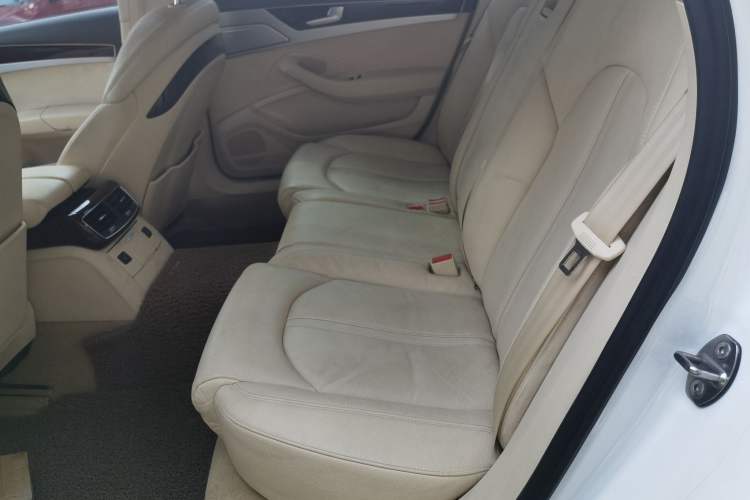 Used Audi A8 2011 A8L 3.0 TFSI quattro Comfort model (213kW) Left Rear Seat