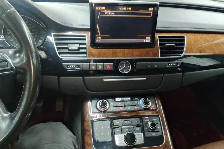 Used Audi A8 2011 A8L 3.0 TFSI quattro Comfort model (213kW) Audio And AC Panel