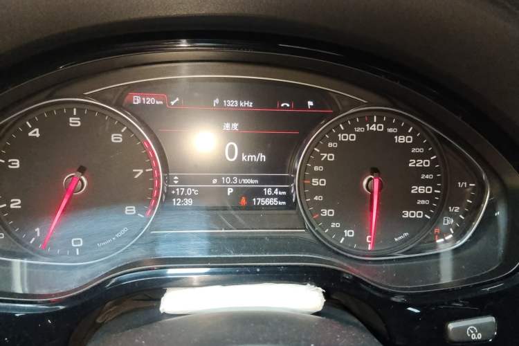 Used Audi A8 2011 A8L 3.0 TFSI quattro Comfort model (213kW) Instrument Cluster