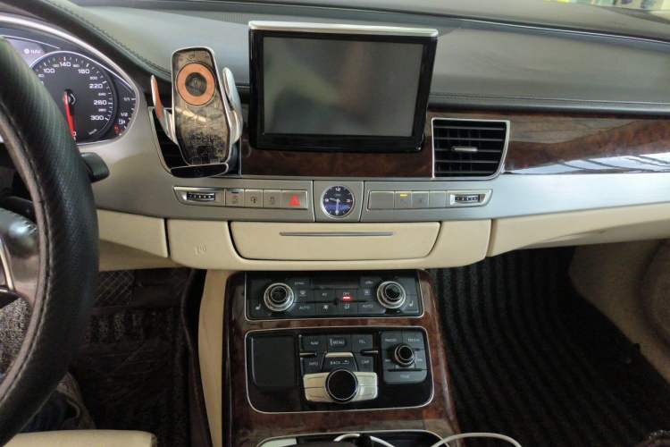 Used Audi A8 2012 A8L 45 TFSI quattro Comfort model Audio And AC Panel