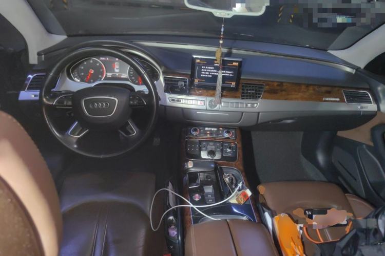 Used Audi A8 2012 A8L 50 TFSI quattro Comfort model Center Console