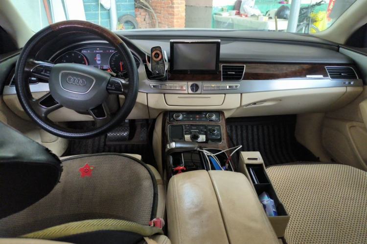 Used Audi A8 2012 A8L 45 TFSI quattro Comfort model Center Console