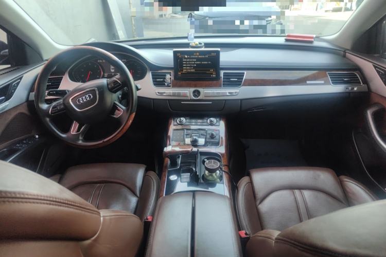 Used Audi A8 2012 A8L 50 TFSI quattro Comfort model Center Console
