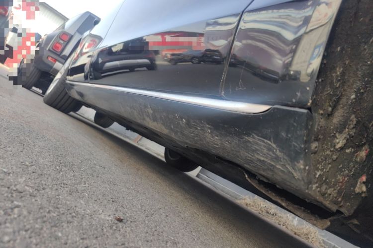 Used Audi A8 2012 A8L 50 TFSI quattro Comfort model Chassis Front Right