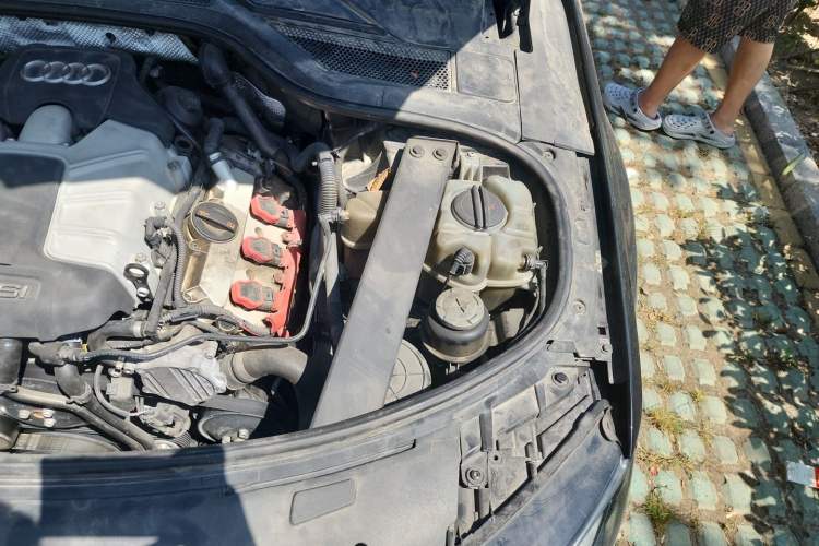Used Audi A8 2012 A8L 45 TFSI quattro Luxury Model Engine Bay Left