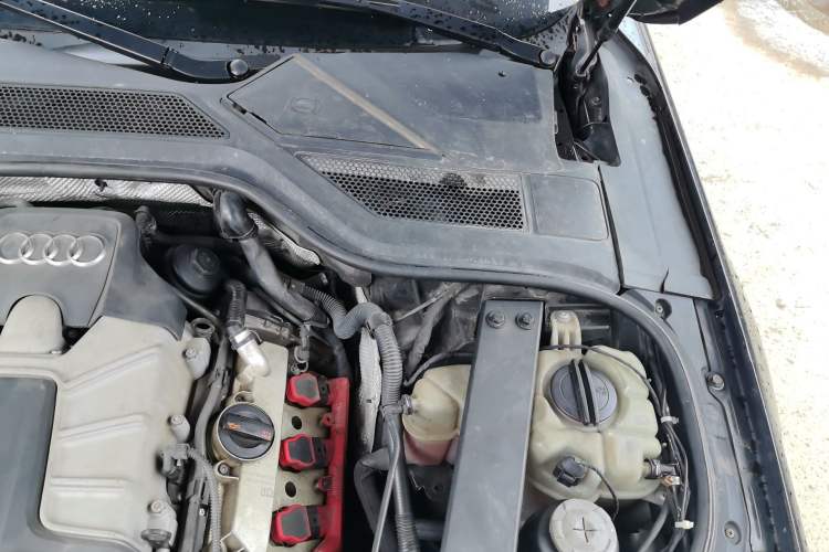 Used Audi A8 2012 A8L 45 TFSI quattro Luxury Model Engine Bay Left