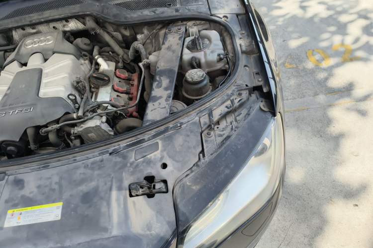 Used Audi A8 2012 A8L 45 TFSI quattro Luxury Model Engine Bay Left