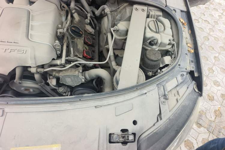 Used Audi A8 2012 A8L 45 TFSI quattro Luxury Model Engine Bay Left