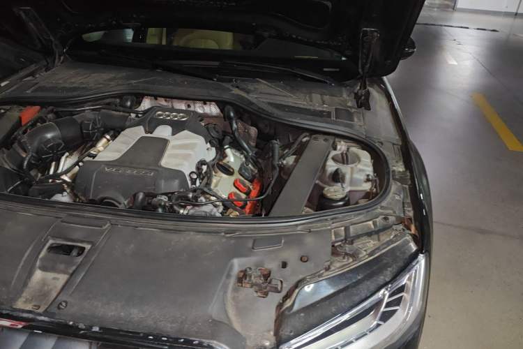 Used Audi A8 2012 A8L 50 TFSI quattro Prestige Edition Engine Bay Left