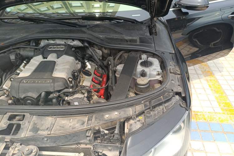 Used Audi A8 2012 A8L 45 TFSI quattro Luxury Model Engine Bay Left