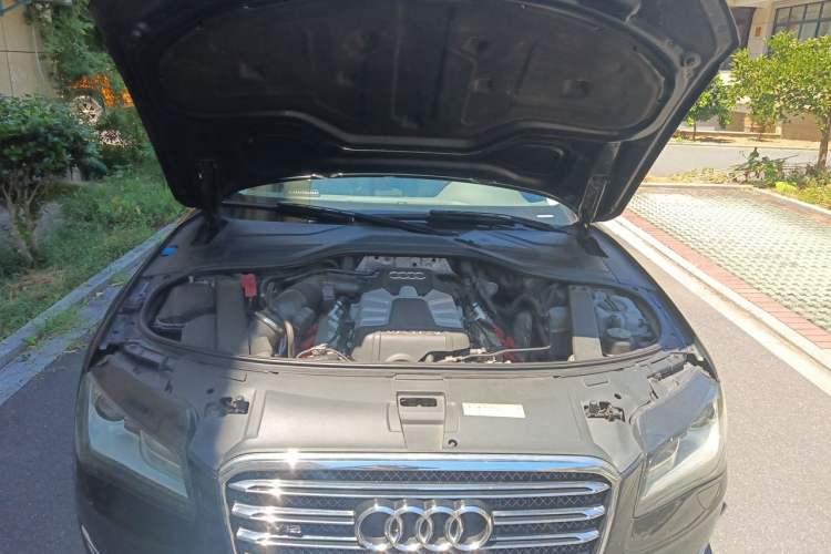 Used Audi A8 2012 A8L 45 TFSI quattro Luxury Model Engine Bay