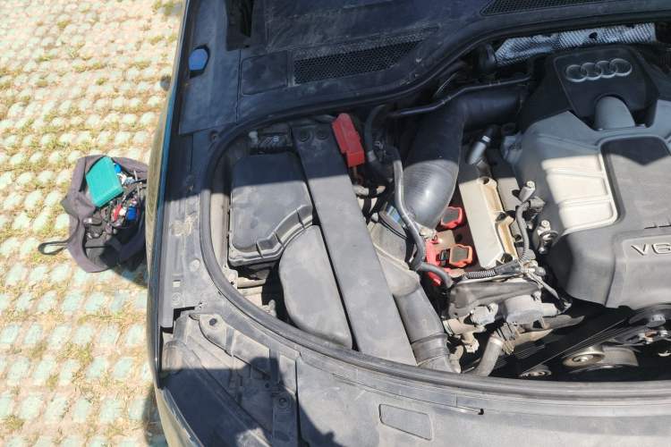 Used Audi A8 2012 A8L 45 TFSI quattro Luxury Model Engine Bay Right