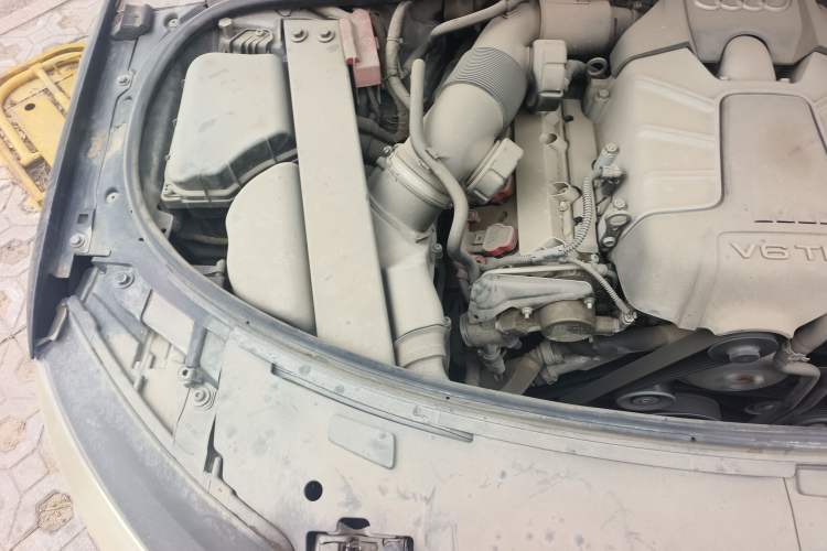 Used Audi A8 2012 A8L 45 TFSI quattro Luxury Model Engine Bay Right