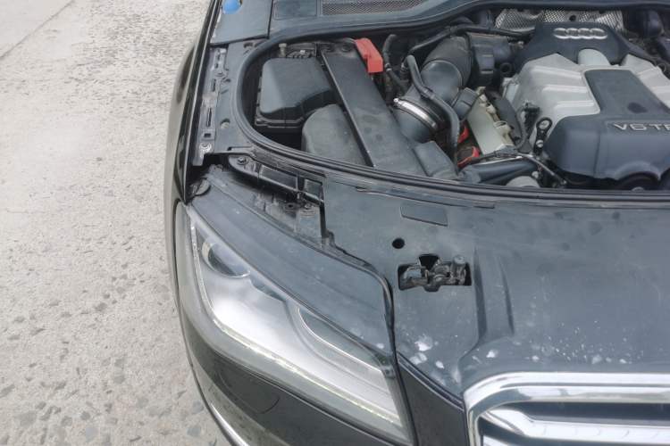 Used Audi A8 2012 A8L 45 TFSI quattro Comfort model Engine Bay Right