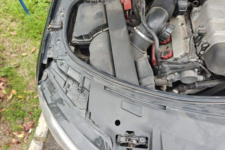 Used Audi A8 2012 A8L 45 TFSI quattro Luxury Model Engine Bay Right