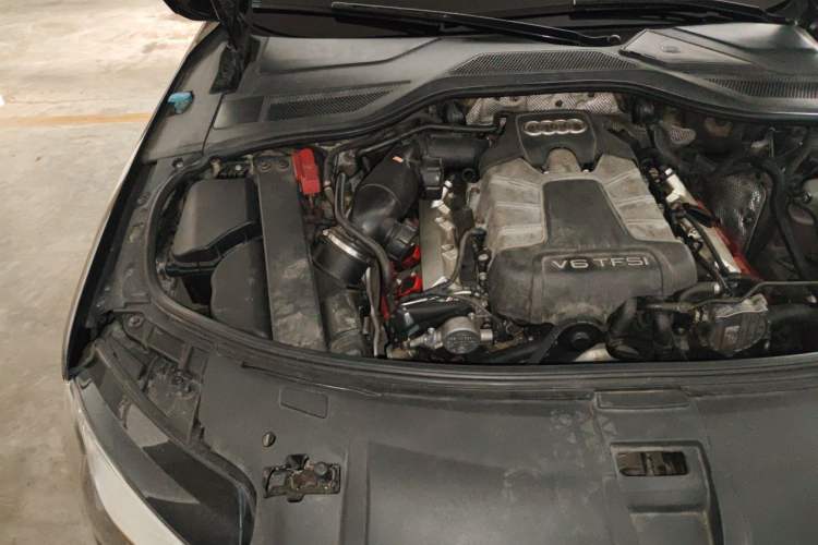 Used Audi A8 2012 A8L 45 TFSI quattro Luxury Model Engine Bay Right