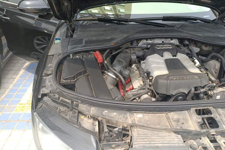 Used Audi A8 2012 A8L 45 TFSI quattro Luxury Model Engine Bay Right