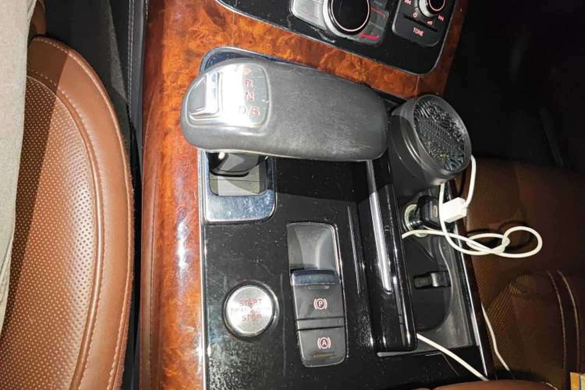 Used Audi A8 2012 A8L 45 TFSI quattro Luxury Model Gear Lever