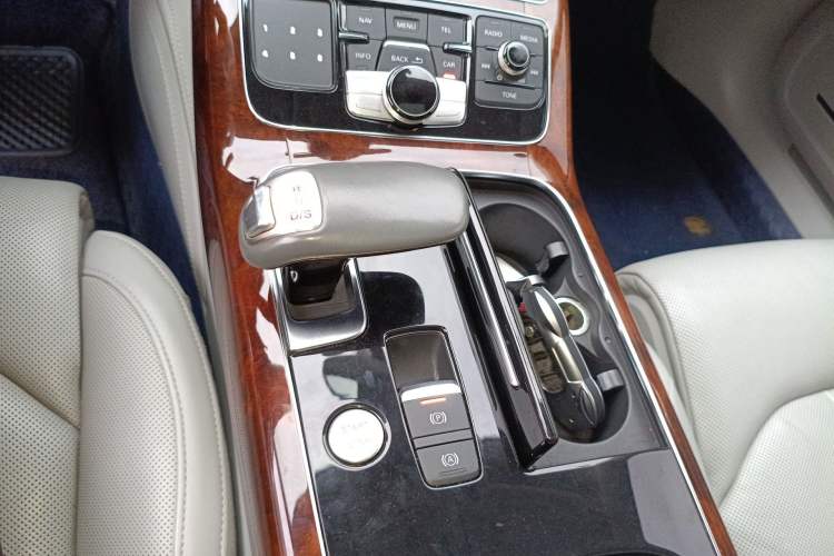 Used Audi A8 2012 A8L 45 TFSI quattro Luxury Model Gear Lever