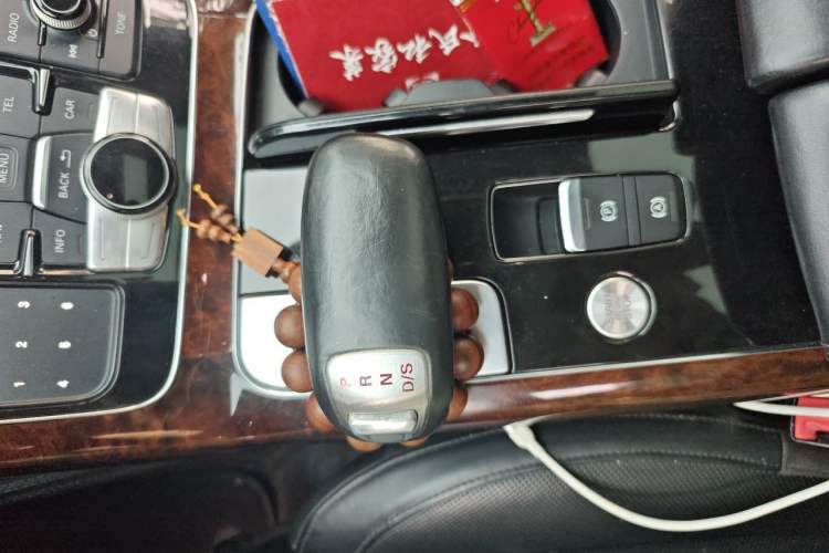 Used Audi A8 2012 A8L 45 TFSI quattro Luxury Model Gear Lever