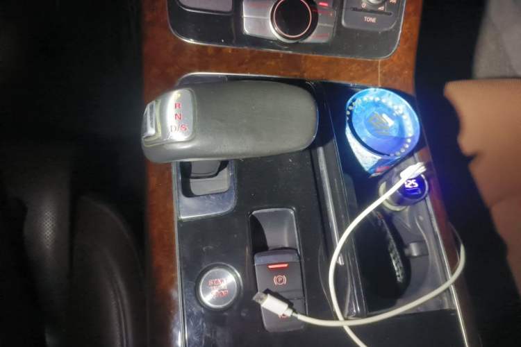 Used Audi A8 2012 A8L 45 TFSI quattro Luxury Model Gear Lever