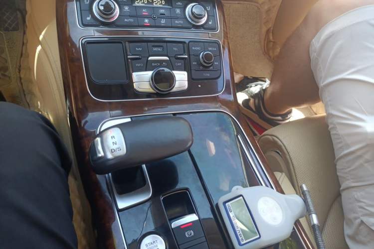 Used Audi A8 2012 A8L 45 TFSI quattro Luxury Model Gear Lever