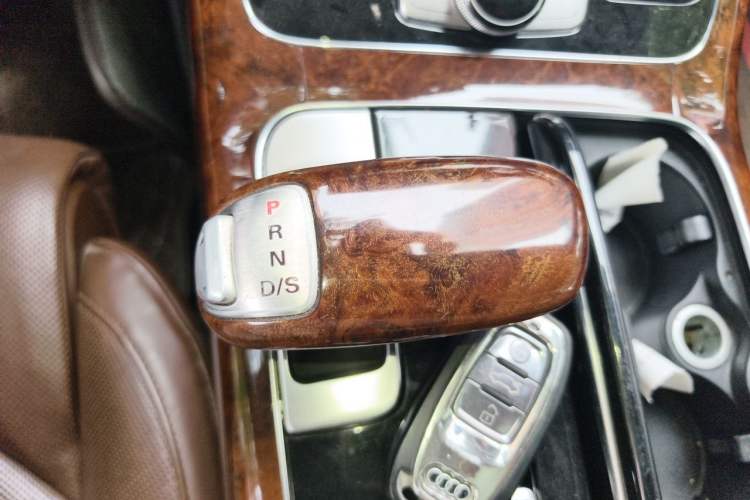Used Audi A8 2012 A8L 50 TFSI quattro Prestige Edition Gear Lever