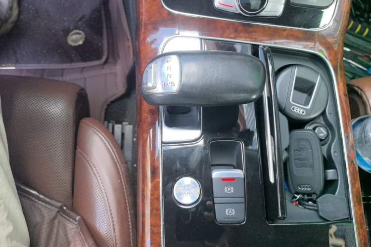 Used Audi A8 2012 A8L 45 TFSI quattro Luxury Model Gear Lever