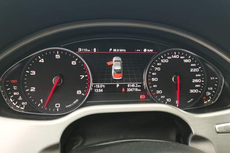 Used Audi A8 2012 A8L 45 TFSI quattro Luxury Model Instrument Cluster