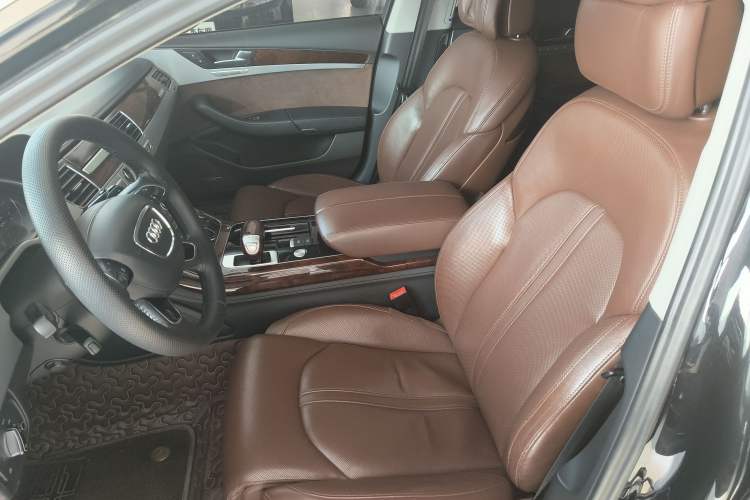 Used Audi A8 2012 A8L 45 TFSI quattro Luxury Model Interior 4