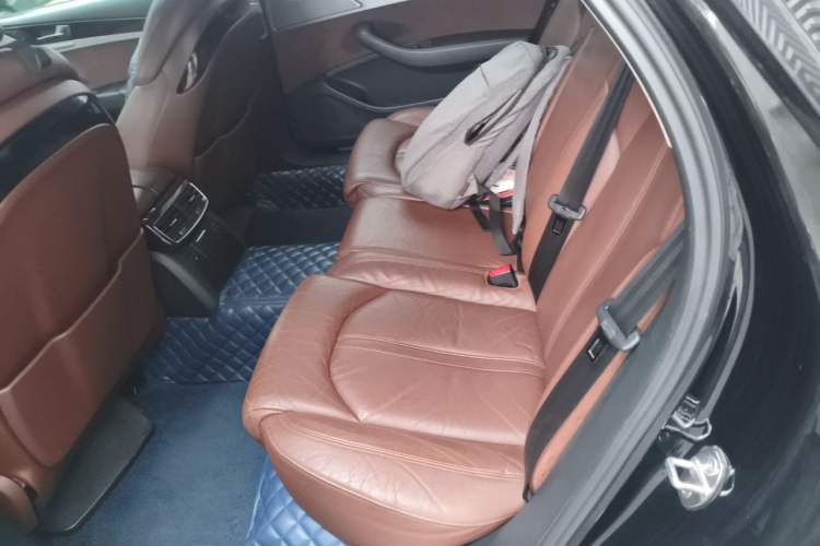 Used Audi A8 2012 A8L 45 TFSI quattro Comfort model Left Rear Seat