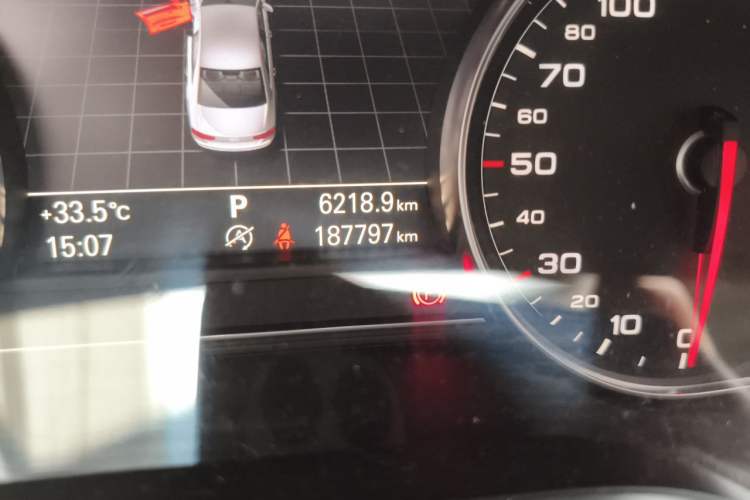 Used Audi A8 2012 A8L 50 TFSI quattro Comfort model Odometer Close Up