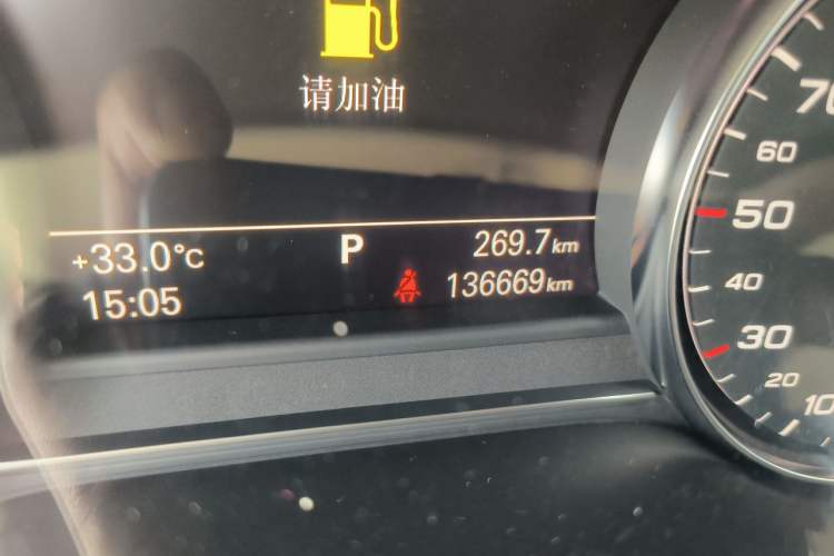Used Audi A8 2012 A8L 45 TFSI quattro Luxury Model Odometer Close Up