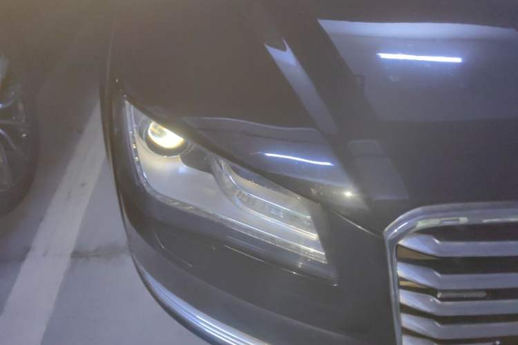 Used Audi A8 2012 A8L 50 TFSI quattro Comfort model Right Front Headlight
