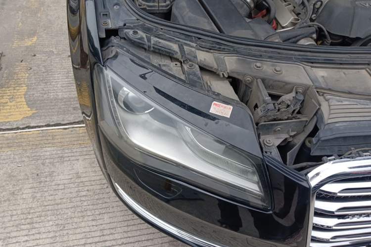 Used Audi A8 2012 A8L 45 TFSI quattro Comfort model Right Front Headlight