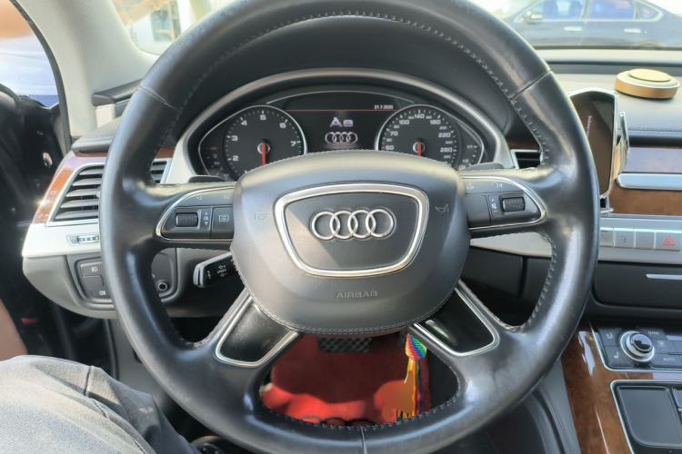 Used Audi A8 2012 A8L 45 TFSI quattro Luxury Model Steering Wheel