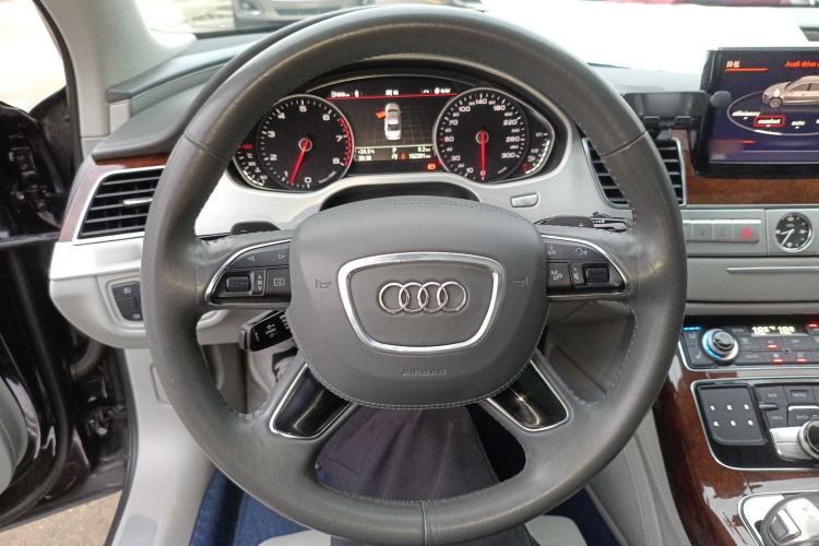 Used Audi A8 2012 A8L 45 TFSI quattro Luxury Model Steering Wheel
