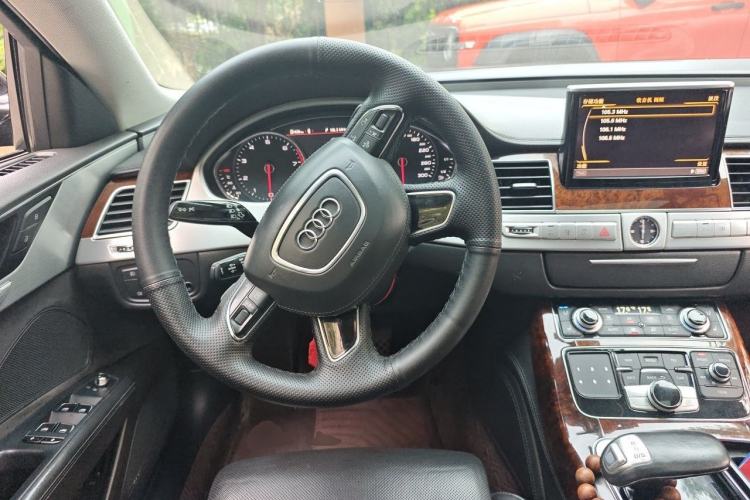 Used Audi A8 2012 A8L 45 TFSI quattro Luxury Model Steering Wheel