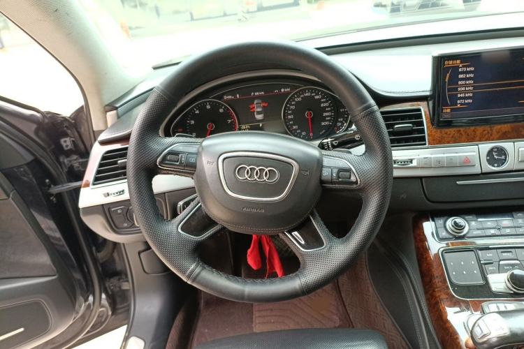 Used Audi A8 2012 A8L 45 TFSI quattro Luxury Model Steering Wheel